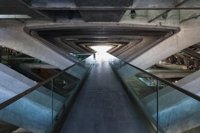 Half Day Tour to Modern Lisbon - Stop at Champalimaud Foundation: Where Science Gets a Dramatic Shell
