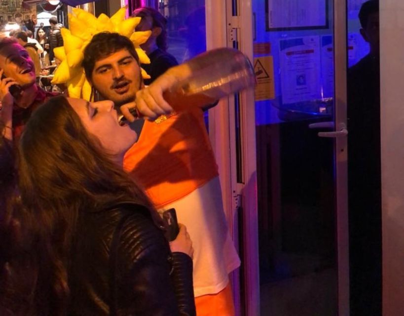 Halloween Haunts: Lisbon Pub Crawl Experience - Bar stop two: the 1-hour open bar of beer and sangria