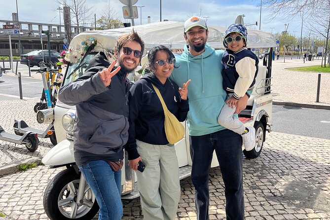 Historic Lisbon Tour in Private Tuk-tuk - Meeting point and pickup: how to start without stress