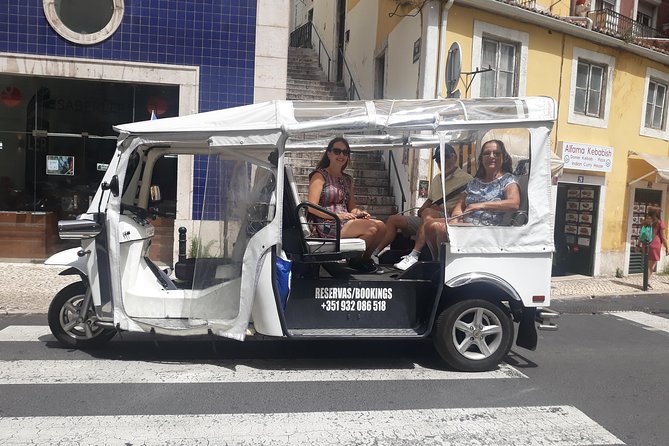 Historic Tuk Tour 1h30 - Terreiro do Paço: Closing on Lisbon’s Most Beautiful Square