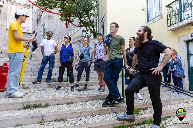 Historic Walking Tour Through Lisbon’s Oldest Neighborhood - Castelo de São Jorge in 15 Minutes: What You Get and What to Expect
