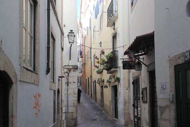 Historical Private Walking Tour of Lisbon - The Included Breaks: Pastel de Nata and Ginja That Actually Fit the Walk
