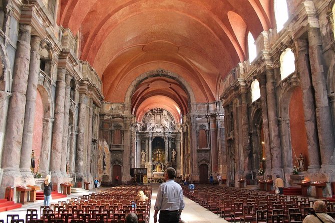 Jewish Sephardic history in Lisbon - Shaare Tikva Synagogue: the visit that sets the whole tone