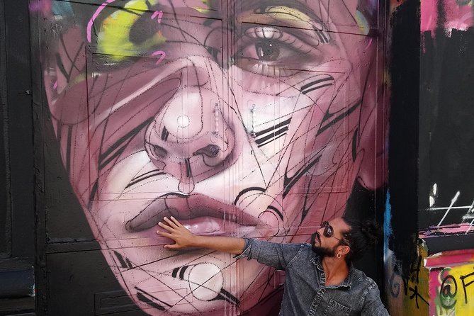 Kickstart Street Art Tour in Lisbon - Guides, small groups, and why attention feels personal here