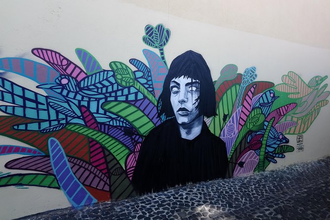 Kickstart Street Art Tour in Lisbon - Getting your feet ready: weather, walking pace, and what to pack