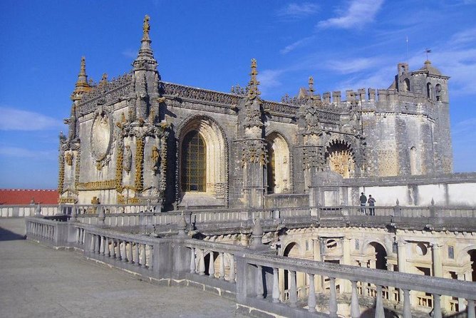 Knight Templar's order in Portugal - private tour - Convento de Cristo in Tomar: climb, architecture, and Templar-linked power