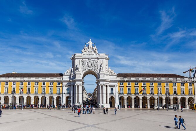 Lisboa: Old Town, New Town & Belem Private Full Day Tour - Downtown classics without getting stuck in the maze
