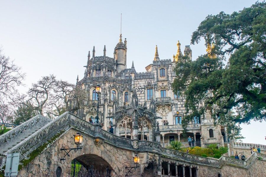 Lisboa: Sintra, Pena Palace, Cascais and Cabo da Roca - Lunch and Bakeries in Medieval Sintra: Use Your Guide’s Food Sense