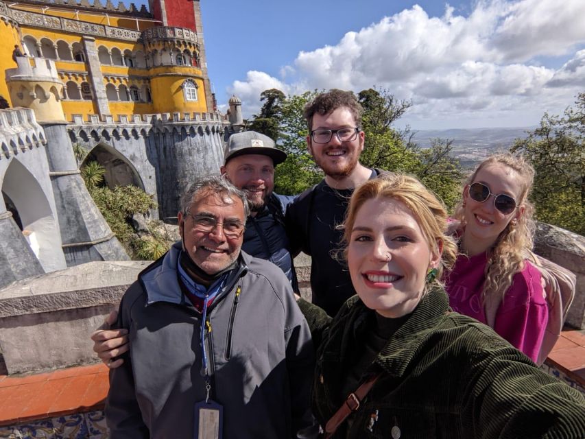 Lisboa: Sintra, Pena Palace, Cascais and Cabo da Roca - Pena Palace in 2 Hours: What to Pay Attention to First