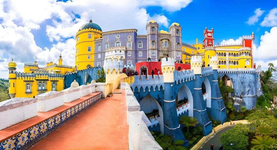 Lisboa: Sintra, Pena, Regaleira, Roca Coast, & Cascais Tour - Key Things You’ll Notice On This Trip