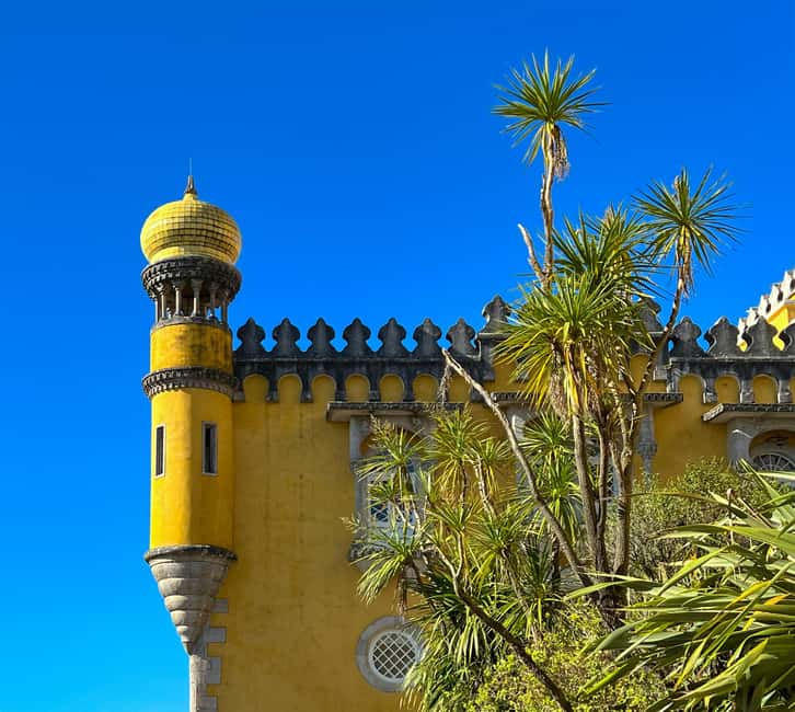 Lisboa: Sintra, Pena, Regaleira, Roca Coast, & Cascais Tour - Comfort and Photo Tips That Actually Matter Here