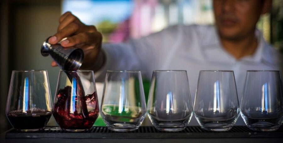 Lisbon: 1-Hour Portuguese Wine Tasting Session - Your 1-hour plan: three wines, three regions, and the grape story