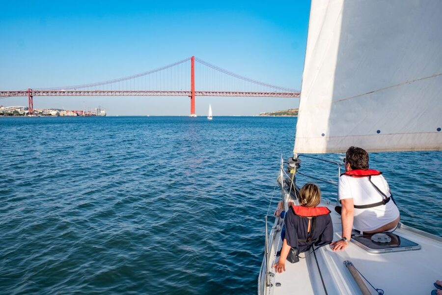 Lisbon: 1 or 2-Hour Cruise along the Tagus River - Why a Tagus River cruise is a smart Lisbon plan