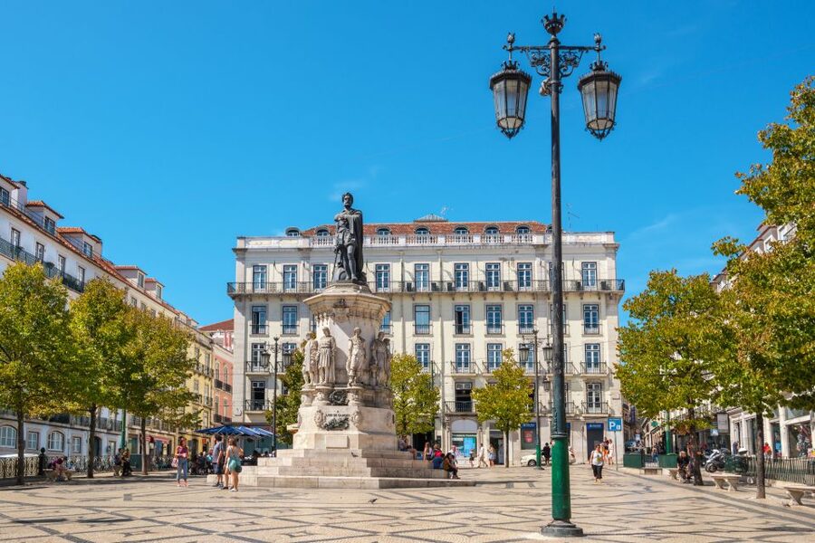 Lisbon: 2-Hour Private City Highlights Kickstart Tour - Rua Augusta to Praça do Comércio: ending with Lisbon’s river-facing center