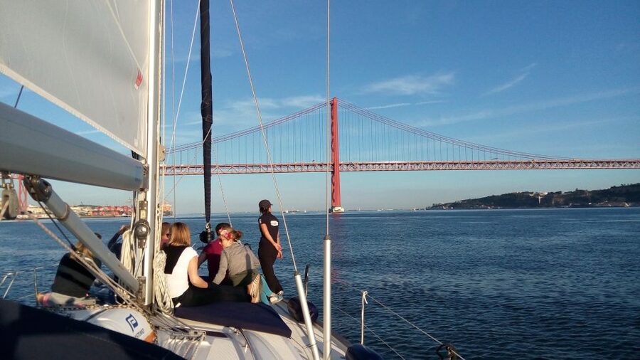 Lisbon: 2-Hour Sailing Yacht Cruise & Guided Tour w/2 drinks - Getting on board near Belém’s Discoveries Monument