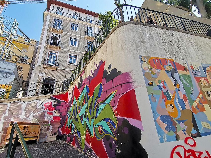 Lisbon: 2-Hour Street Art Photo Tour - The walking rhythm: stops, hills, and built-in picture time