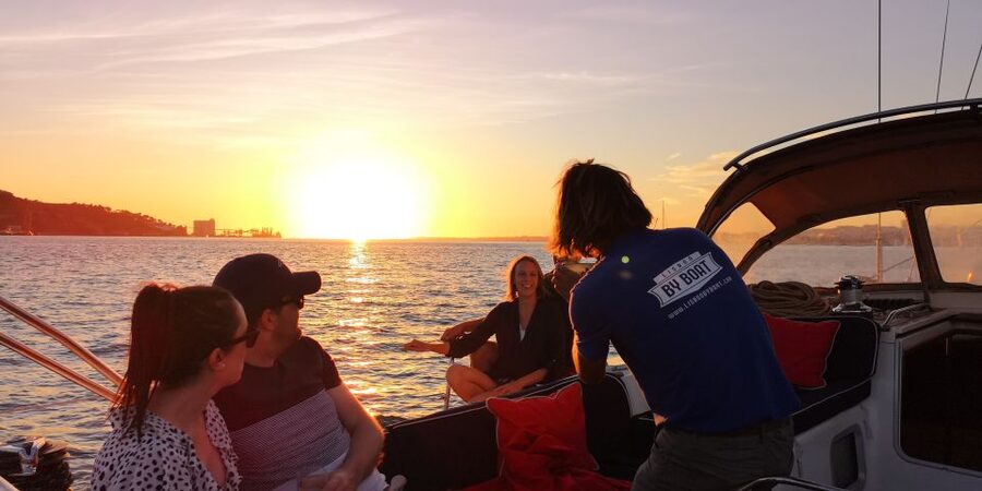 Lisbon: 2-Hour Sunset Sailing Tour on Luxury Sailing Yacht - Lisbon Sunset on the Tagus: Why This Sailing Tour Works