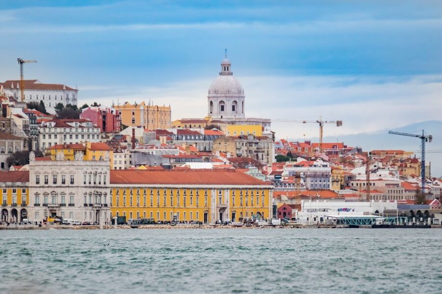 Lisbon 2-Hour Tagus River Sailing Cruise - Weather Reality: Cold Wind Happens on the Tagus