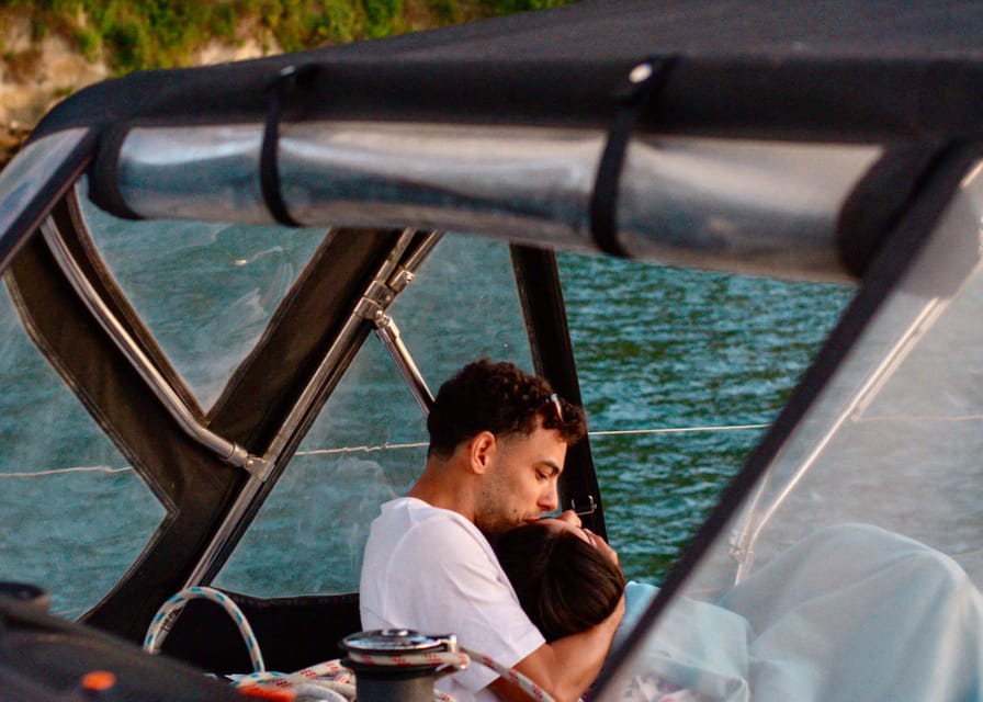 Lisbon 2 Hours Sailing Day Tour and Cruise With Drinks - Key highlights worth your time