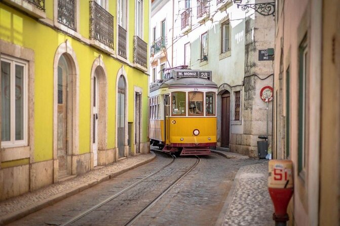 Lisbon 24 Hours Pass with Tram 28 Riding Ticket - The Audio Guide: Useful Context Without Needing a Live Guide