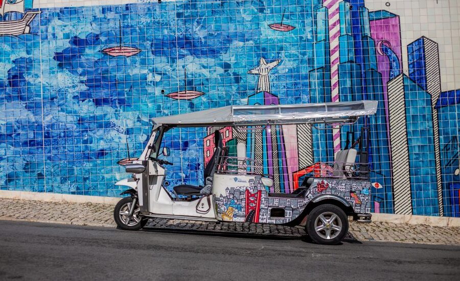 Lisbon: 2h Old Lisbon Tuk Tuk Tour - Should You Book This 2-Hour Old Lisbon Tuk-Tuk Tour?