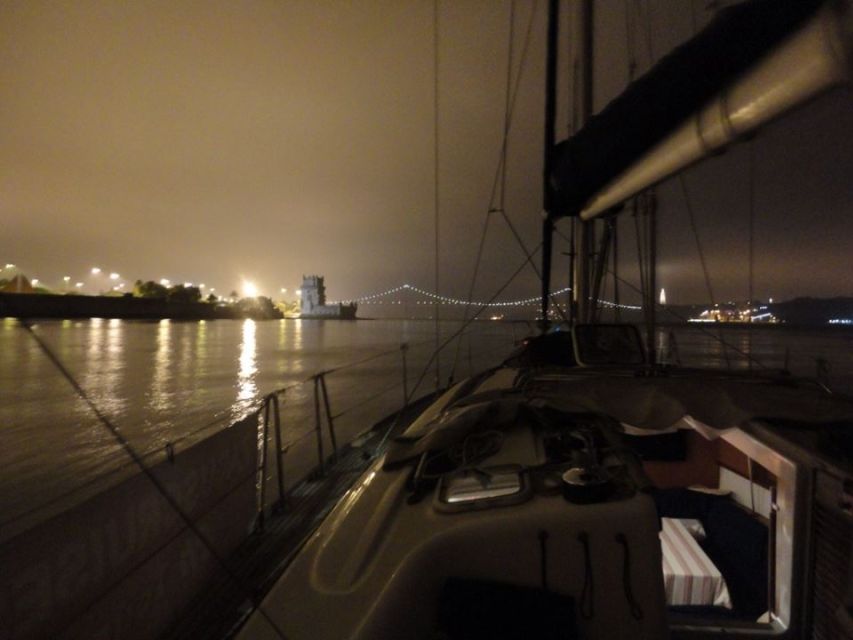 Lisbon 2H Private Tour by SAILBOAT / SAIL / POWER CATAMARAN - What the Skipper and Crew Do (and How It Affects Your Day)