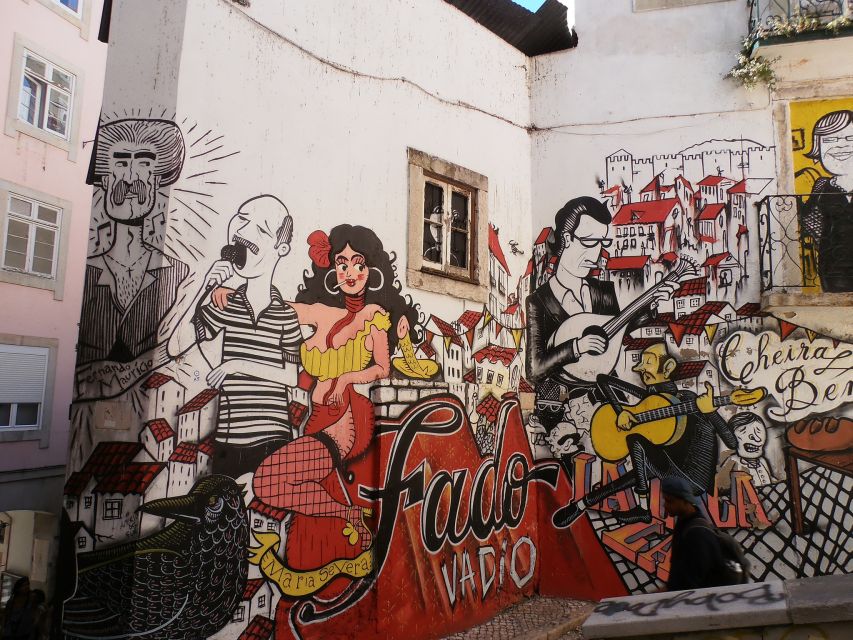 Lisbon 3-Hour Street Art Tour - Reading the walls in Graça: messages, memorials, and technique