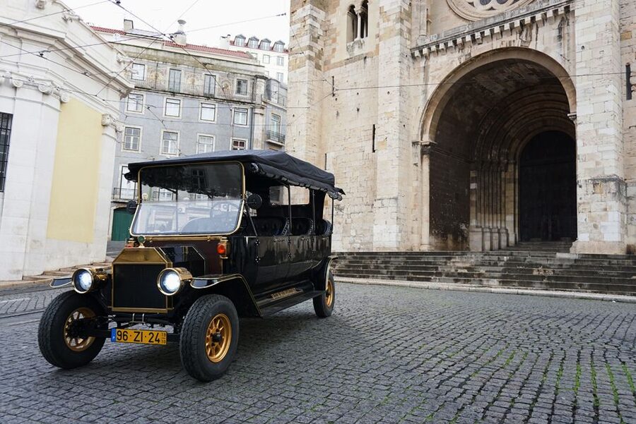 Lisbon: 3-Hour Street Art Tuk Tuk Tour - Key takeaways before you go