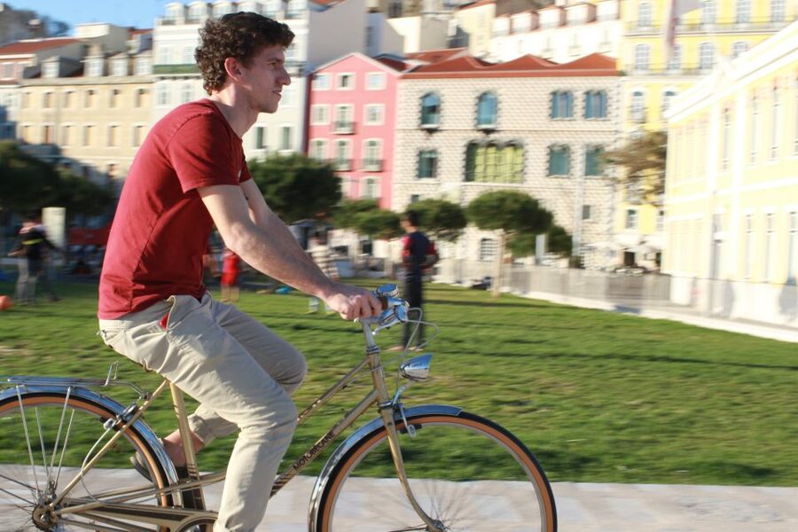 Lisbon: 3-Hour Vintage Bike Tour - Who should book this Lisbon vintage bike tour