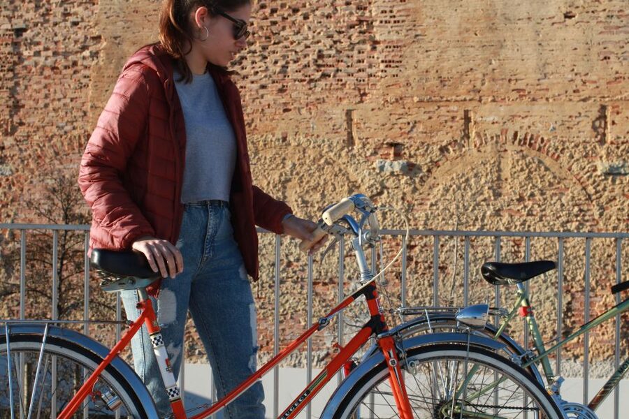 Lisbon: 3-Hour Vintage Bike Tour - Presidential Palace and National Coach Museum: exterior views with purpose