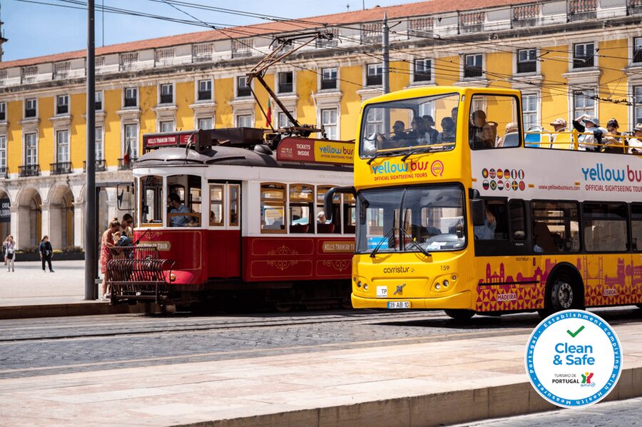 Lisbon: 3-in-1 Hop-On Hop-Off Bus and Tram Tours - Quick hits before you pick a stop