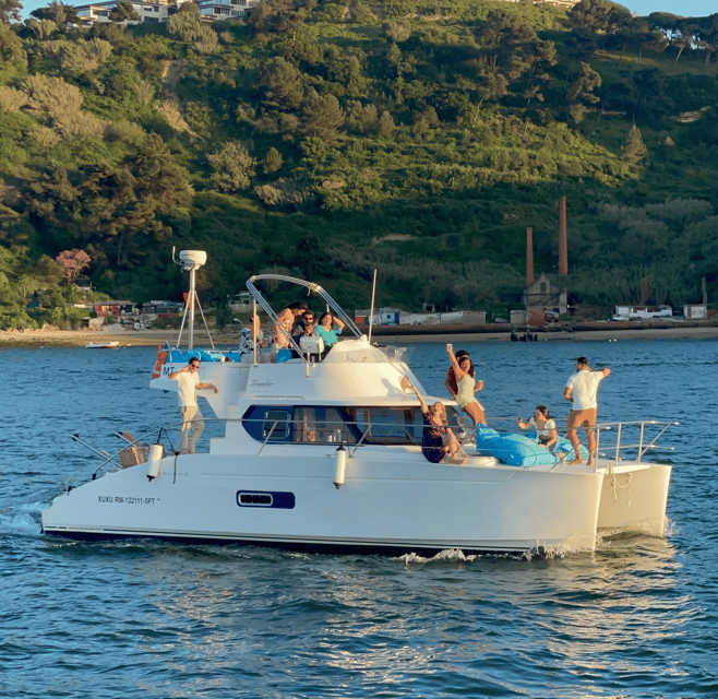 Lisbon: 3H Private Luxury Catamaran Tour with Swimming - Should You Book This Private Luxury Catamaran Tour?