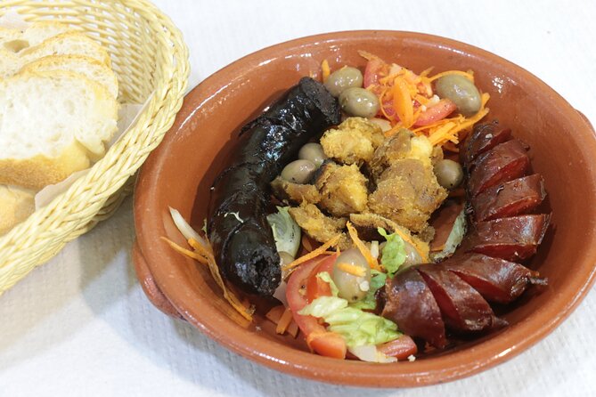 Lisbon 4 Foodies Tour - From Street Food to Awarded Chefs’ Portuguese Delicacies - Praca Luis de Camoes: Castle Views and the Shift to Bairro Alto