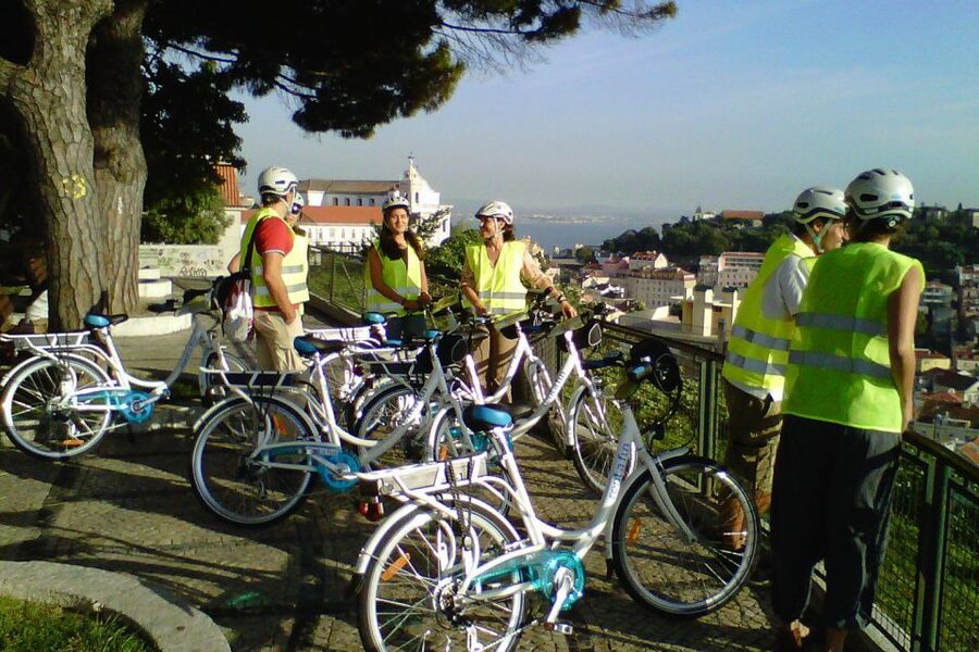 Lisbon: 7 Hills Half-Day Electric Bike Tour - Key highlights at a glance