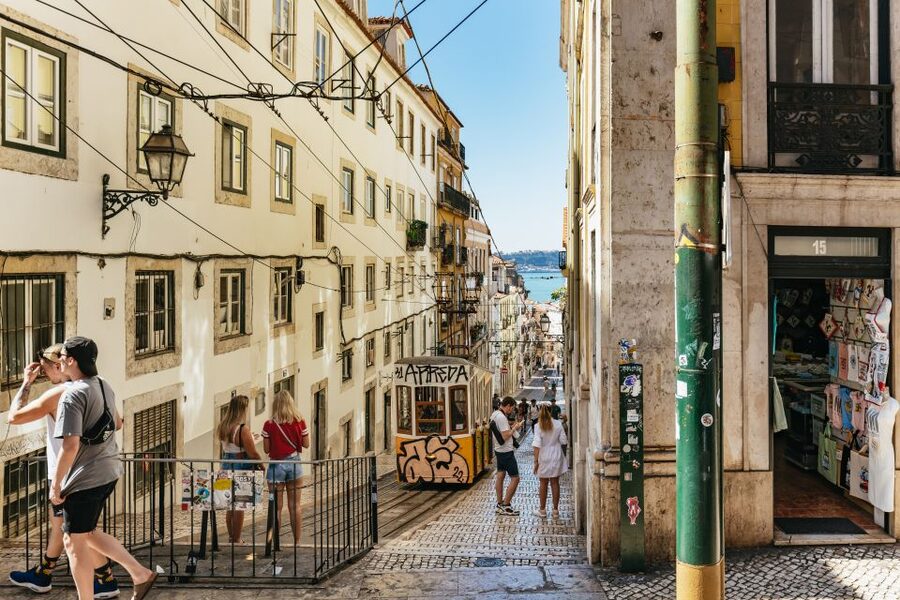 Lisbon: 72/96-Hour Hop-On Hop-Off Bus, Tram & Boat Ticket - How to Plan Your 3 to 4 Days Without Feeling Rushed
