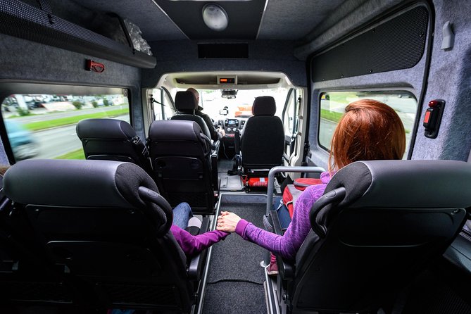 Lisbon Airport Private Departure Transfer (Lisbon Hotels or Address to Airport) - How to pick the right vehicle size (and avoid the common headaches)