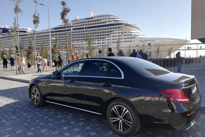 Lisbon Airport Private Transfer – Arrival, Departure or RoundTrip - Comfort and vehicle reality: what you’ll notice in the first minute