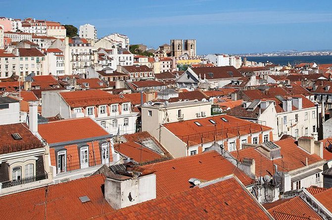 Lisbon: Alfama District Walking Tour - Why Alfama on foot works better than trying to DIY