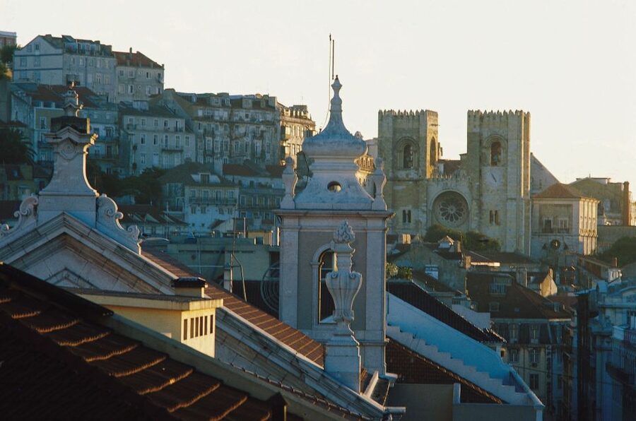 Lisbon: Alfama Walking Tour - Key things I’d bet on before you go