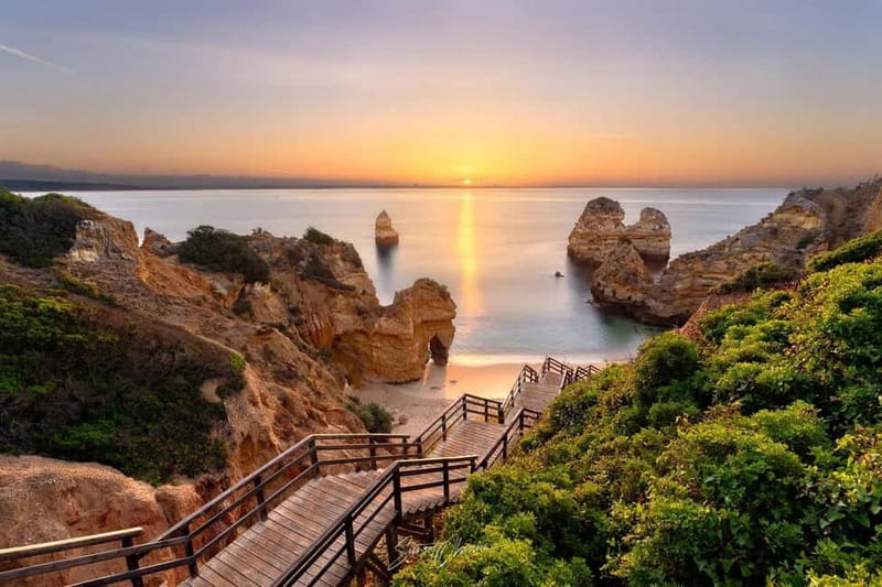 Lisbon: Algarve, Benagil Cave, Carvoeiro & Lagos Day Trip - Benagil Beach viewpoint: getting oriented before the cave
