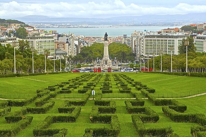 Lisbon and Sintra Private Tour - Sintra Historic Center: Microclimate Magic and the Sweet Break