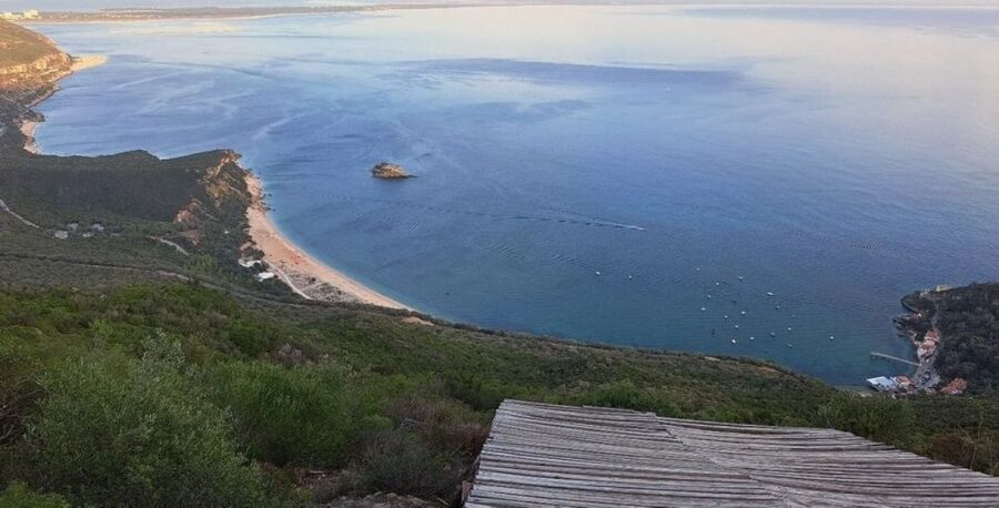 Lisbon: Arrábida & Sesimbra w/ Palmela Castle & Wine Tasting - Arrábida Natural Park Drive: Cliffs, Forest, and Sea Views