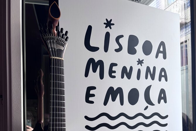 Lisbon: Authentic Live Fado Show in Alfama With Port Wine - Casa Lundum in Alfama: the small-room vibe that makes Fado work