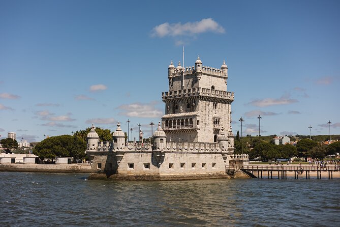 Lisbon: Belém Hop-On Hop-Off Bus Tour 24-Hour Ticket - Finding the right stop at Praça dos Restauradores (and avoiding the common scramble)