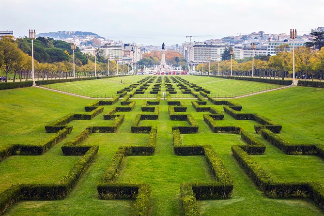 Lisbon: Belém Hop-On Hop-Off Bus Tour 24-Hour Ticket - What’s not included: keep your ticket separate from museum tickets