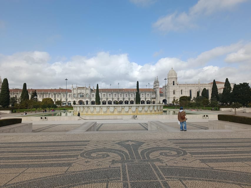 Lisbon: Belem, Jeronimos Monastery, and Coach Museum Tour - The Pastel de Belém kitchen shop stop (yes, it’s worth planning for)