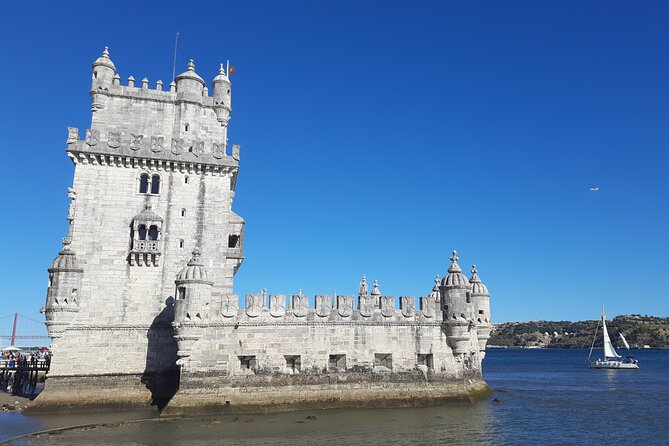 Lisbon: Belem Walking Tour with Jeronimos Monastery Tks Included - Pastéis de Belém: one custard tart, plus the origin story