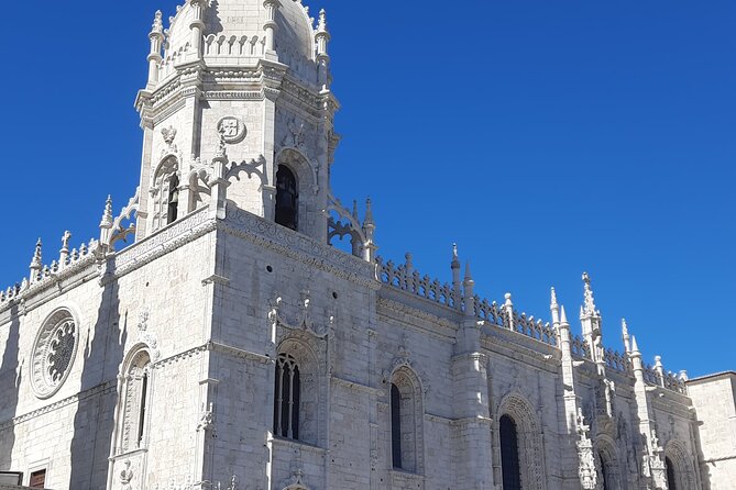 Lisbon: Belem Walking Tour with Jeronimos Monastery Tks Included - Jerónimos in real detail: cloisters, the church, and the Pessoa connection
