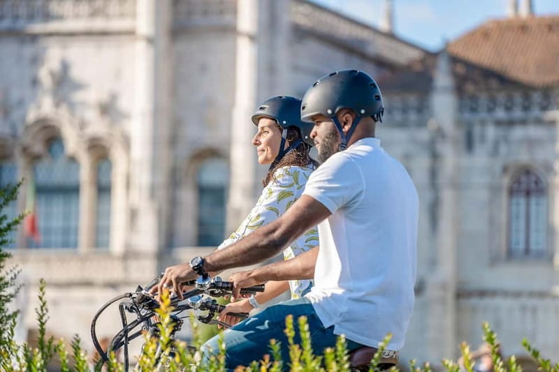 Lisbon Bike Rental Explore At Your Pace - Mouraria by bike: street life across cultures