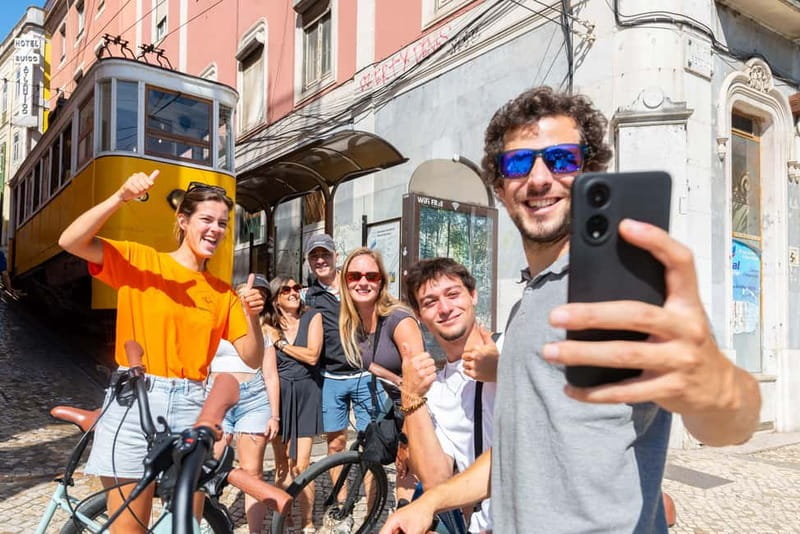 Lisbon: Bike Tour from Lisbon to Belém + Liquor & Pastry - Starting at Parque Eduardo VII: where the ride “starts going”